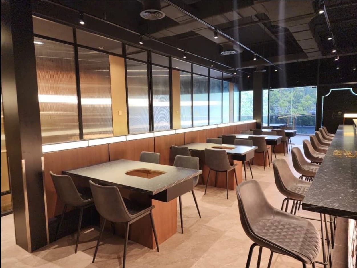 GOSANCHON — dining room and private dining wall