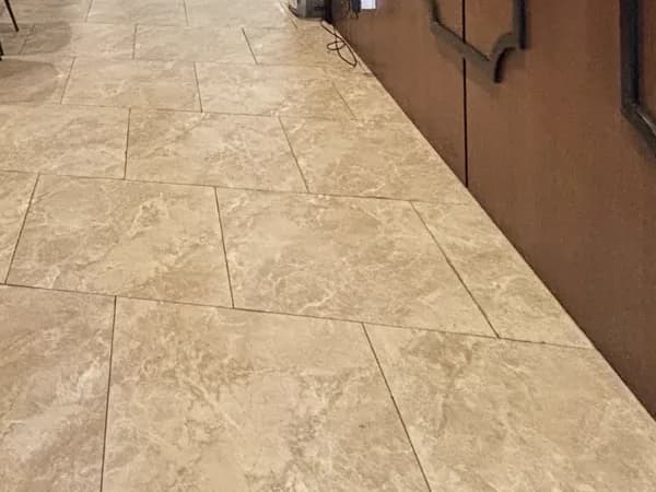 Travertine floor tiles at GOSANCHON