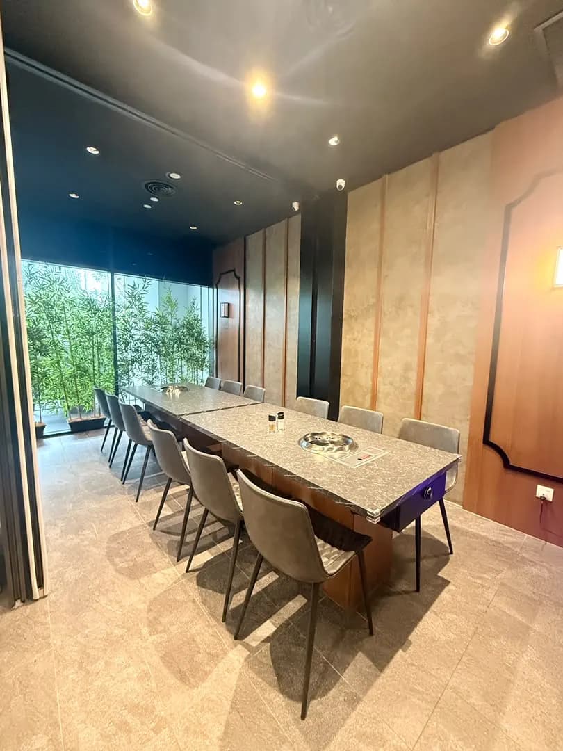 GOSANCHON — rooms 05 and 06 opened into one